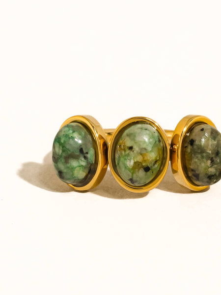 Sorrel Triple Stone Ring