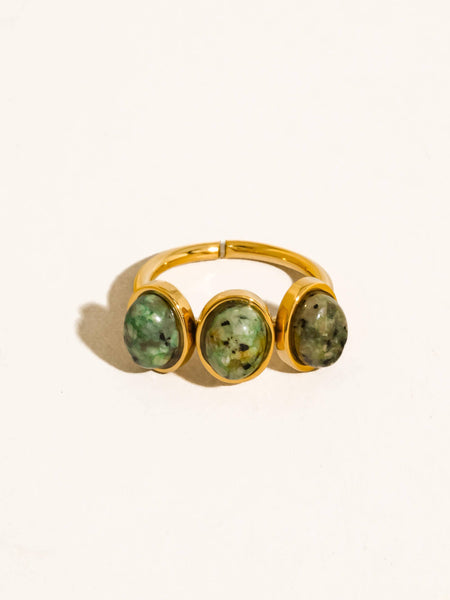Sorrel Triple Stone Ring