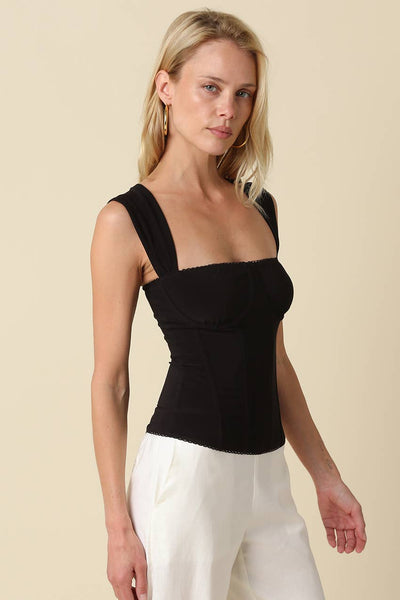 Elara Structured Top
