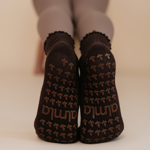Espresso Brown Ruffle Pilates Grip Socks
