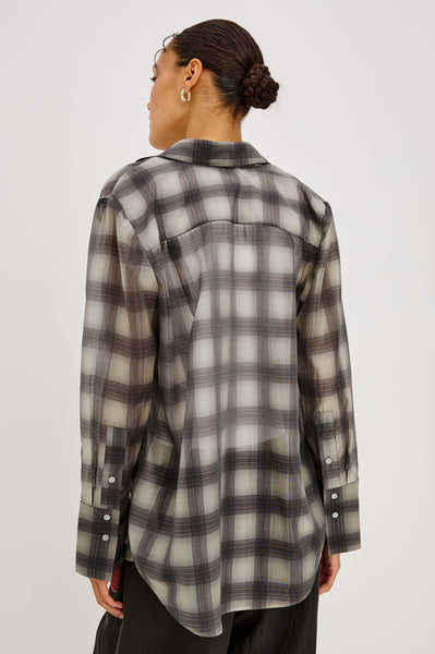 Bishop Shirt in Onyx Taupe, back view