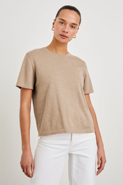 Cotton Cashmere Short Sleeve Tee in heather oat, close up