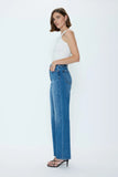 Cassie High Rise Straight - Capri