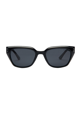Nova Sunglasses in Black/Smoke