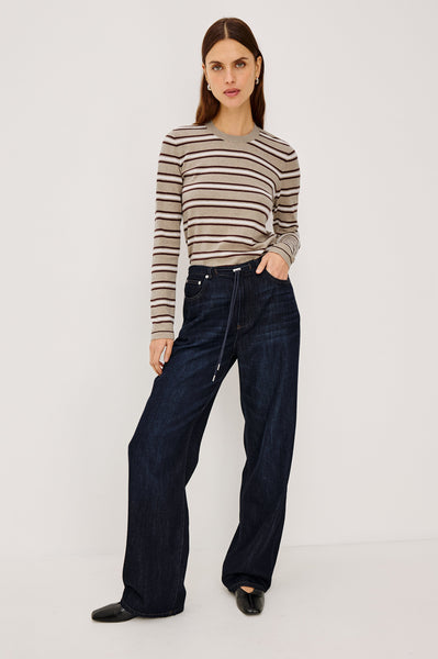 Normandie Pant in Rinse Wash - full body