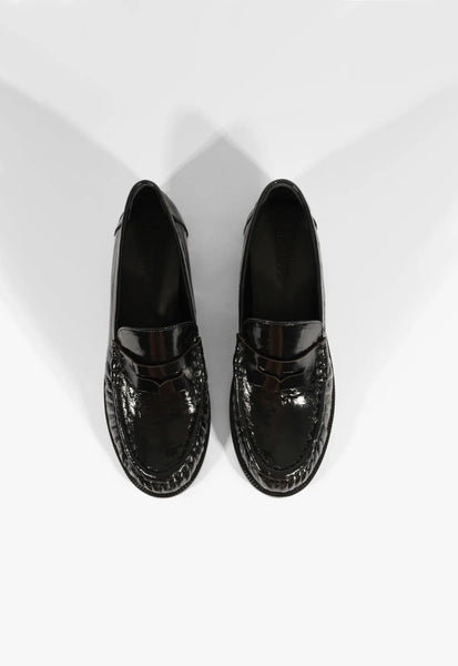 Tyche Loafer