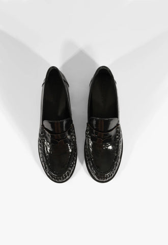 Tyche Loafer