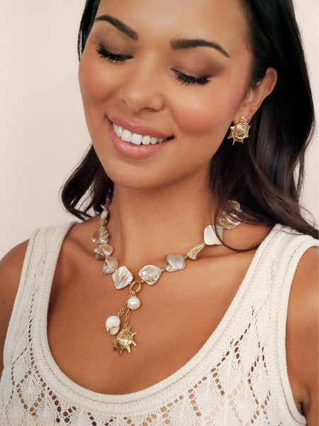 True Shell Necklace