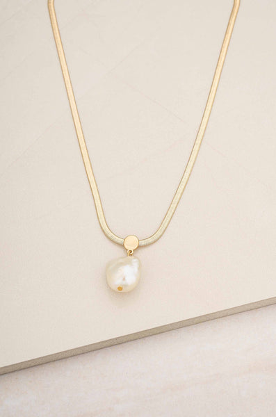 Baroque Pearl Pendant Necklace