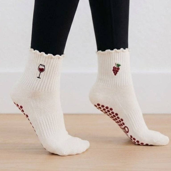 Red Wine & Grape Ruffle Grip Socks
