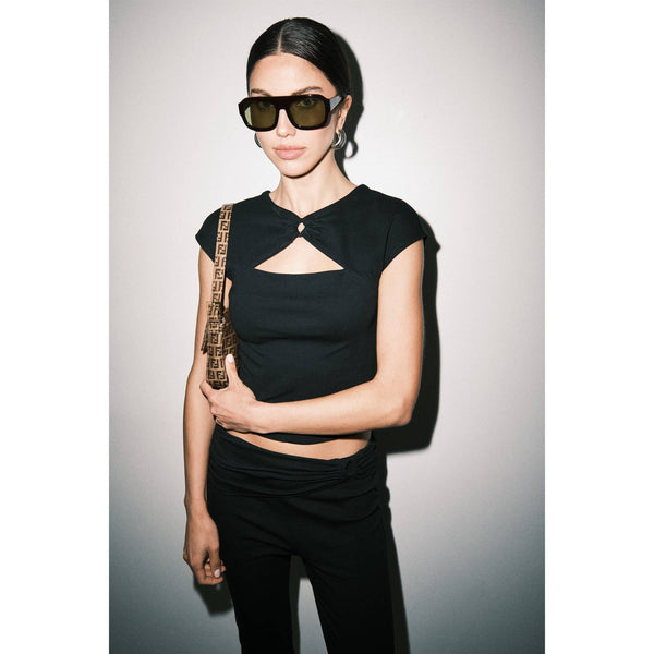Remi Keyhole Top
