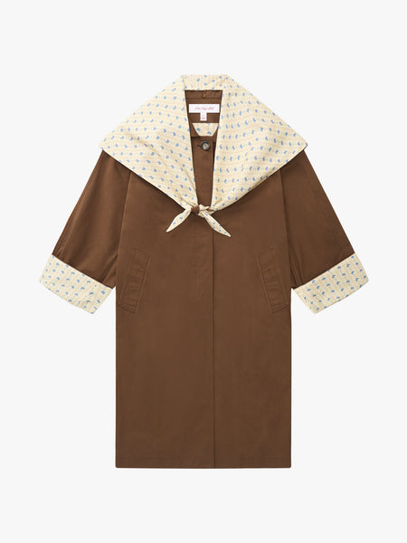 Lisa Says Gah Olson Trench in Saddle with Stable Toile lining