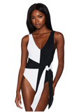 Samira One Piece - Black & White