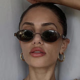 Amour Hoops